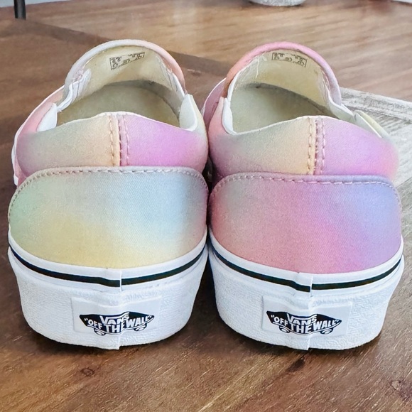 VANS Classic Slip-On 'Aura Shift' Sneakers - Picture 9 of 14